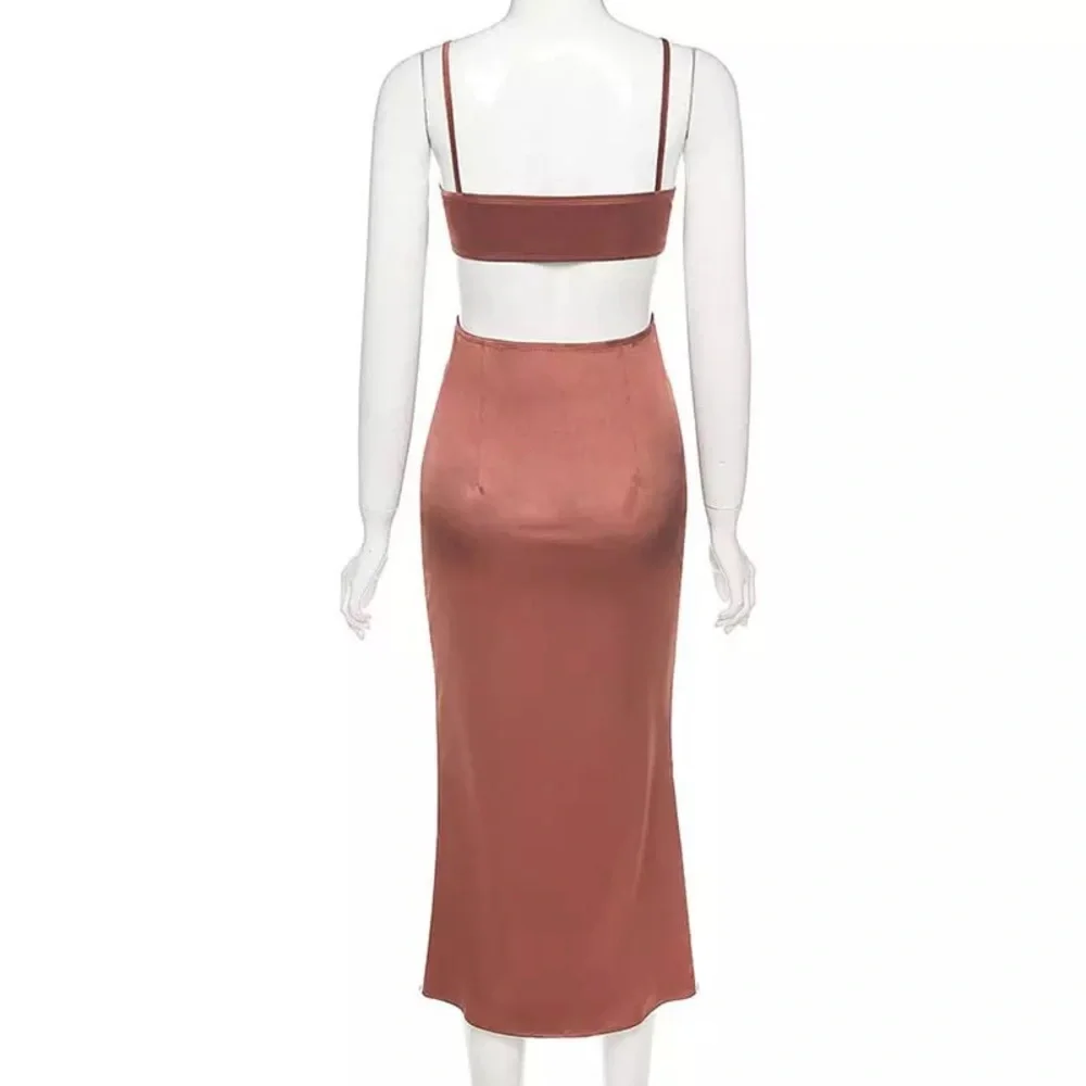 Satin Stretch dress - Picture 3 of 3
